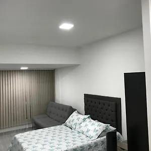 https://aparta-estudio-amoblado-san-joaquin.colombiamedellinhotels.com